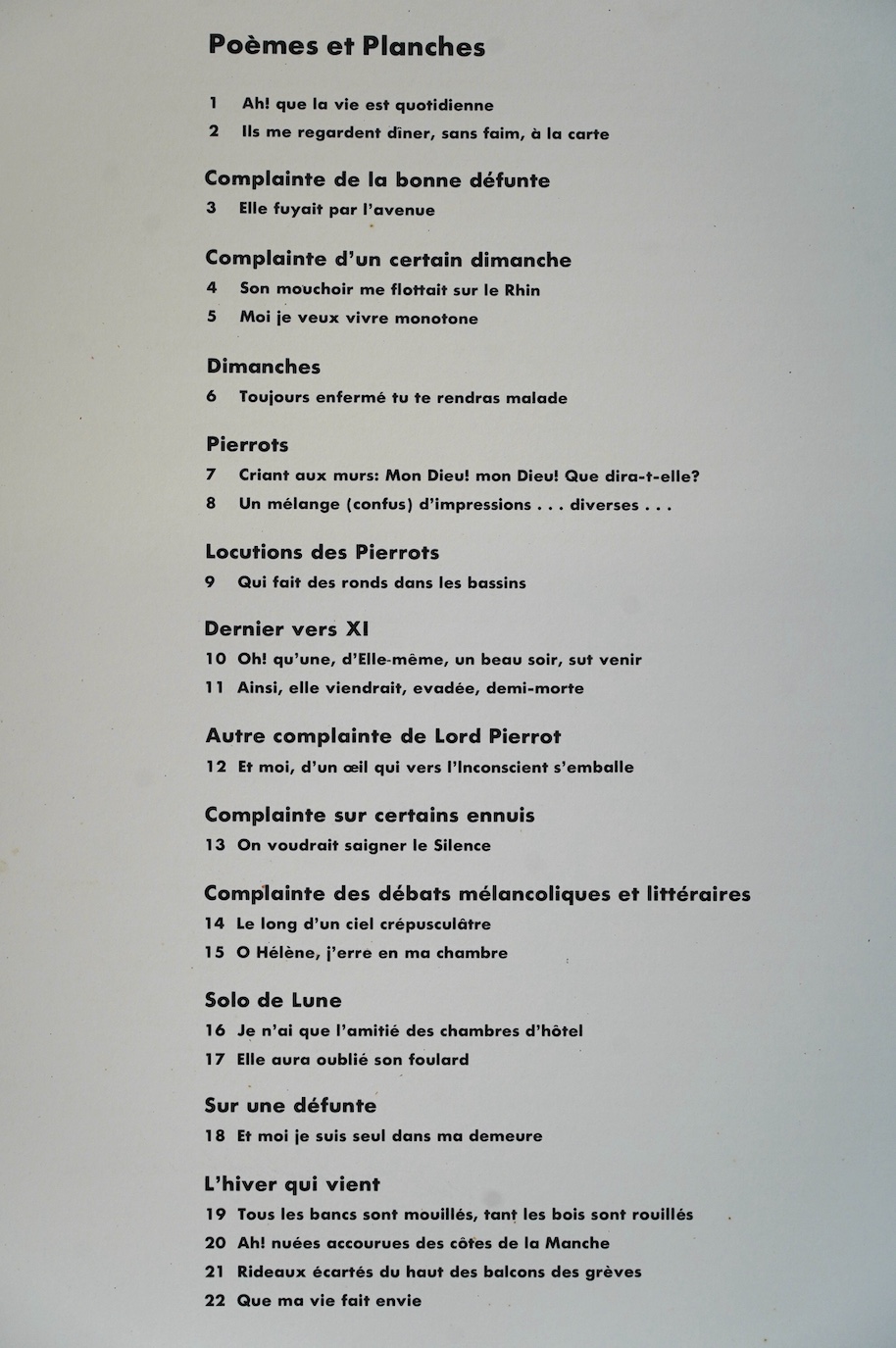 Patrick Joseph Caulfield R.A. (British, 1936-2005), 'Quelques Poèmes de Jules Laforgue, planches de Patrick Caulfield (Some Poems)', folio of 22 screenprints on Neobond papier synthétique, 40.5 x 35.5cm